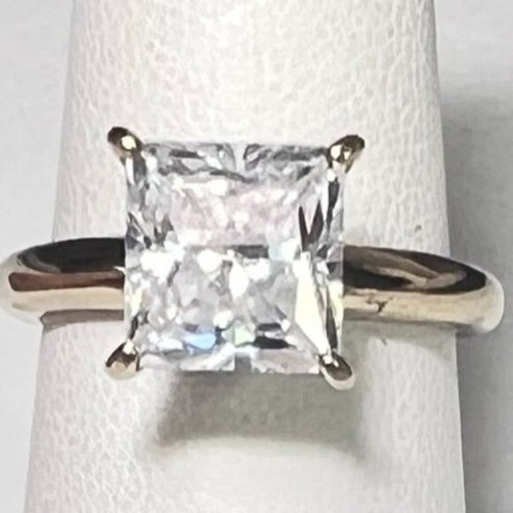 Engagement Ring Princess-Cut Cubic Zirconia Solitaire Vermeil Vietnam-Made sz 8 - Picture 2 of 11